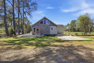 1748 Soundneck Road, Elizabeth City, NC 27909 – photo 3: 1748 Soundneck Rd