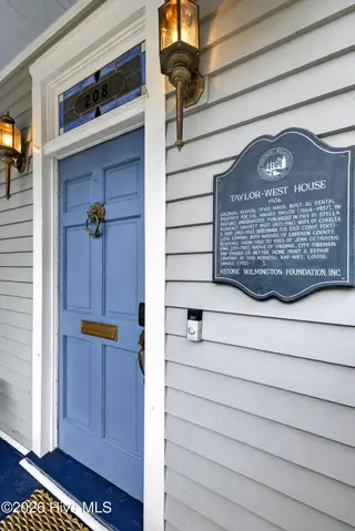 208 Church Street, Wilmington, NC 28401 – photo 2: 208ChurchStreet-7
