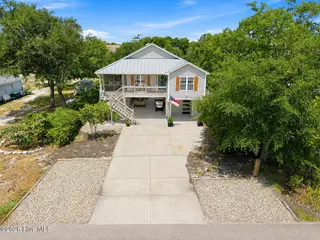 101 NW 11th Street, Oak Island, NC 28465 – photo 2