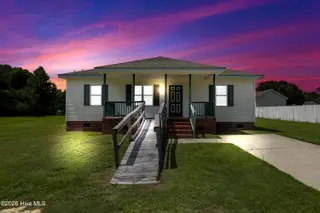 1303 Franklin Court, Goldsboro, NC 27530 – photo 2: 02-1303 Franklin Ct-2