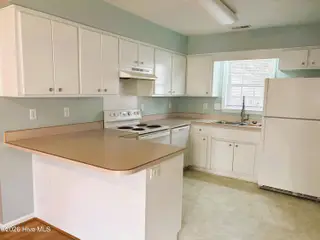 3716 Elizabeth Avenue, New Bern, NC 28562 – photo 7: kitchen