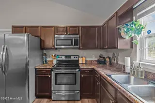 119 Louie Lane, Jacksonville, NC 28540 – photo 18: 18