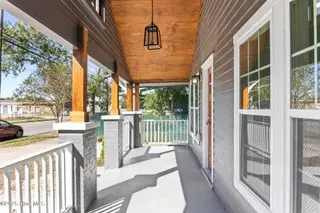 513 S 13th Street, Wilmington, NC 28401 – photo 5: 005_513_south_13th_street-05_160