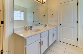 6421 Fawn Settle Drive, Wilmington, NC 28409 — 3-bedroom home in Deer Crossing, Wilmington, NC, photo 11 of 18: original (3)