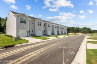1014 Bayard Wootten Way, New Bern, NC 28562 – photo 4: 5-web-or-mls-DSC_1169_1