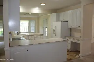 503 Taberna Circle, New Bern, NC 28562 – photo 4: 503 Taberna Circle Kitchen View 1