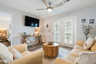 417 4th Street, Sunset Beach, NC 28468 — 4-bedroom home, Sunset Beach, NC, photo 5 of 41: 417 4th St, Sunset Beach, NC