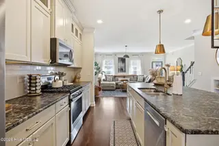 4429 Old Towne Street, Wilmington, NC 28412 – photo 9: 22-web-or-mls-IMG_1193