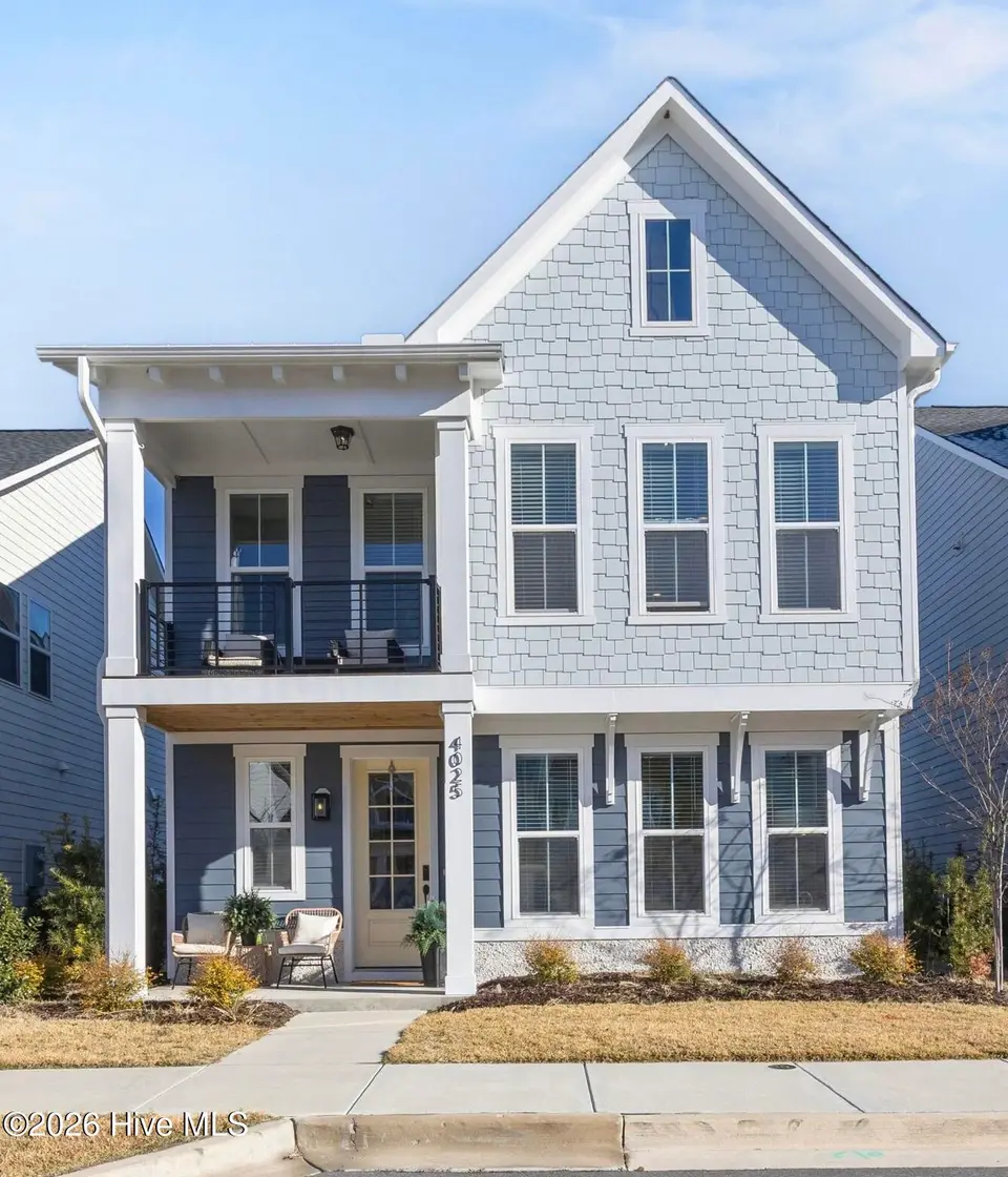 4025 Watersail Drive, Wilmington, NC 28409 – photo 1 of 39: Front of Home
