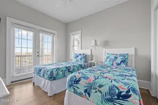 42 Sailview Drive, North Topsail Beach, NC 28460 – photo 21: 36-web-or-mls-DSC03824