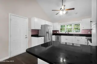 134 Starlight Drive, Cape Carteret, NC 28584 — 3-bedroom home, Cape Carteret, NC, photo 14 of 35
