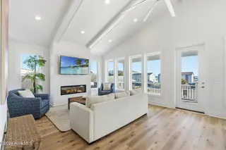 66 E Second Street, Ocean Isle Beach, NC 28469 – photo 7: 13-web-or-mls-12
