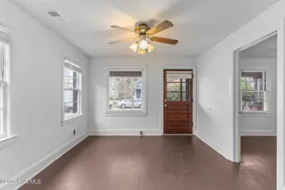 612 S 6th Street, Wilmington, NC 28401 – photo 8: 7-web-or-mls-BTS03685