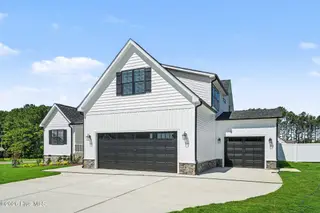 95 Howell Farm Drive, Selma, NC 27576 – photo 2: 002_file_6456
