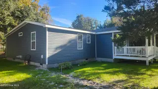 124 Zacchaeus Avenue, Morehead City, NC 28557 – photo 6: Front Left