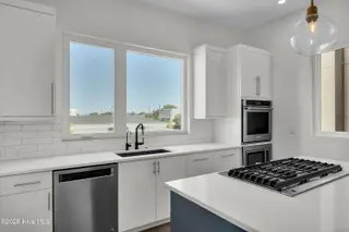 317 Bladen Street, Wilmington, NC 28401 — 3-bedroom townhome in Downtown, Wilmington, NC, photo 22 of 48