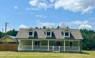 4314 E Nc Highway 53 E, Burgaw, NC 28425 — 3-bedroom home, Burgaw, NC, photo 2 of 56: Front Preview