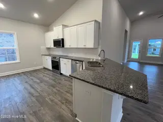 1208 Palatka Place SE, Bolivia, NC 28422 – photo 17: Kitchen