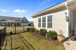 3819 Berkeley Court, Southport, NC 28461 — 4-bedroom townhome in St James, Southport, NC, photo 14 of 48: 21-web-or-mls-BTS00251