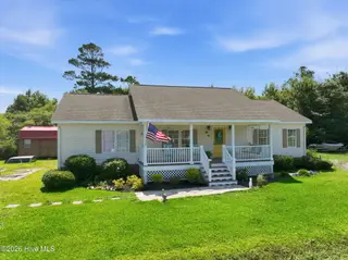 202 Willis Drive, Harkers Island, NC 28531 – photo 2: Front