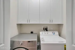 4812 Whitner Drive, Wilmington, NC 28409 — 3-bedroom townhome in Holly Glen, Wilmington, NC, photo 16 of 34: 4812WhitnerDrive-16