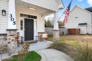 305 Hidden Oaks Drive, Jacksonville, NC 28546 – photo 4: 04