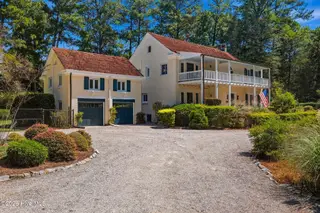 140 Arbutus Road, Southern Pines, NC 28387 — 4-bedroom home in Weymouth Height, Southern Pines, NC, photo 1 of 69: 1_DSCF7586
