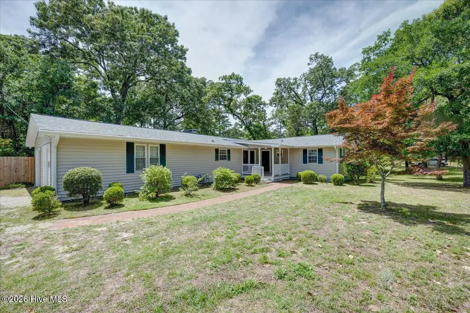 5107 White Oak Drive, Trent Woods, NC 28562 – photo 1 of 63: 09-5107_White_Oak-47