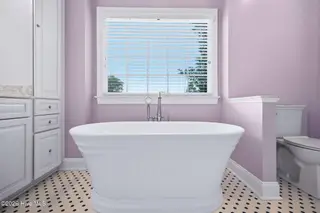 2602 Spring Creek Drive, Grimesland, NC 27837 – photo 23: Master Bathroom
