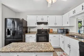 106 Quartz Drive, Jacksonville, NC 28540 — 4-bedroom home in Greystone, Jacksonville, NC, photo 13 of 36
