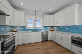 2307 Emerald Drive, Emerald Isle, NC 28594 – photo 12: 36-web-or-mls-1S3A1011