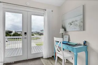 1720 N New River Drive, Surf City, NC 28445 — 5-bedroom home in Old Settlers Beach, Surf City, NC, photo 8 of 44