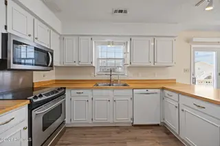 1201 Emerald Drive, Emerald Isle, NC 28594 – photo 19: 28-web-or-mls-IMG_6354
