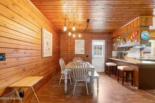 103 NE 17th Street, Oak Island, NC 28465 – photo 16: 16-web-or-mls-CAMMediaLLC.com (29 of 40)