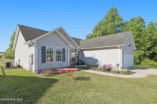 520 Comfort Road, Richlands, NC 28574 – photo 3: 3-web-or-mls-520 Comfort Rd. 102