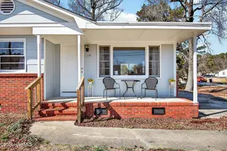 209 Cardinal Road, Jacksonville, NC 28546 – photo 4: Front Porch