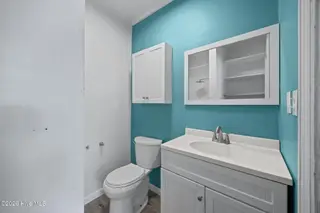 323 Cardinal Road, Jacksonville, NC 28546 – photo 8: Primary Bath