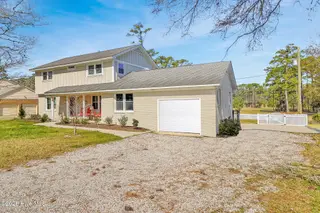 3208 Country Club Road, Morehead City, NC 28557 – photo 10: Parking