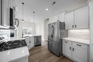 121 Lady O Drive A, Greenville, NC 27834 – photo 14: 27-web-or-mls-BLS_0066