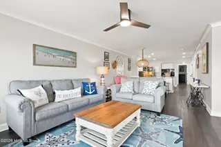 10300 Coast Guard Road D102, Emerald Isle, NC 28594 – photo 17: Furnished