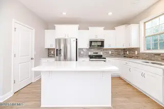 95 Shadow Creek Court, Pinehurst, NC 28374 – photo 4: Kitchen 2