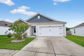 673 Chester Way NE, Leland, NC 28451 — 3-bedroom home in SeaBrooke, Leland, NC, photo 3 of 50
