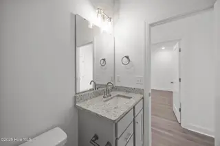 2100 Dartford Drive A, Greenville, NC 27834 – photo 19: 19-web-or-mls-BLS_0048