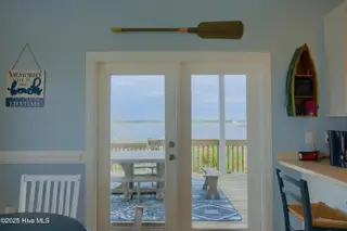 625 New River Inlet Road, North Topsail Beach, NC 28460 – photo 16: 625 New River Inlet Road - Interiors - E