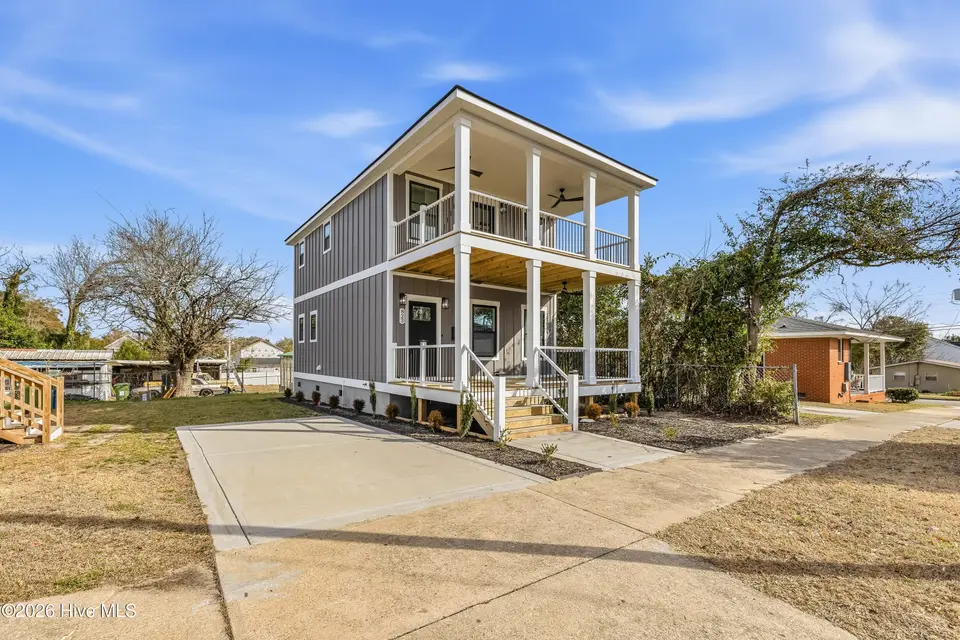 823 Campbell Street, Wilmington, NC 28401 – photo 1 of 40: 1Q3A5567-Edit--web-2