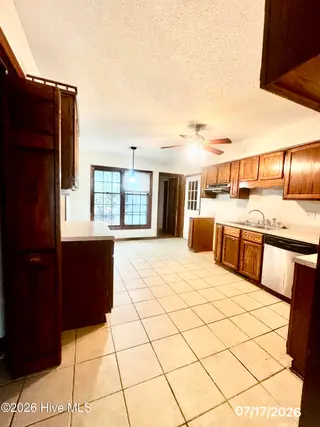 151 Raintree Circle, Jacksonville, NC 28540 – photo 11