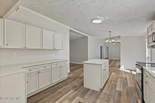 6324 Old Shallotte Road NW, Ocean Isle Beach, NC 28469 — 3-bedroom manufactured home, Ocean Isle Beach, NC, photo 20 of 51: 20-IMG_9977