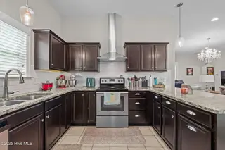 3118 Drew Avenue, New Bern, NC 28562 – photo 2: 31-web-or-mls-DSC_3303