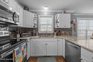 483 Primrose Lane, Winterville, NC 28590 – photo 21: 23-web-or-mls-IMG_8139