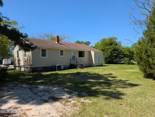 418 Decatur Road, Jacksonville, NC 28540 – photo 18: PXL_20260410_163542713